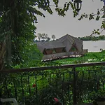 Insula 4*