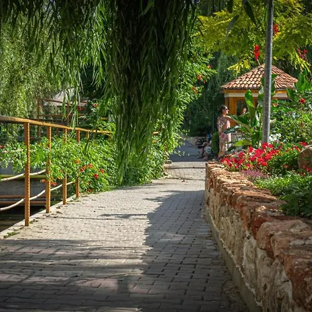 Hotel Insula 4*