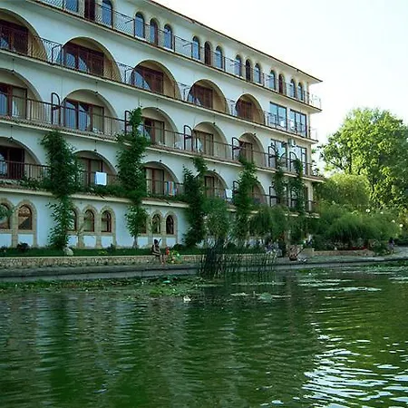 Insula Hotel