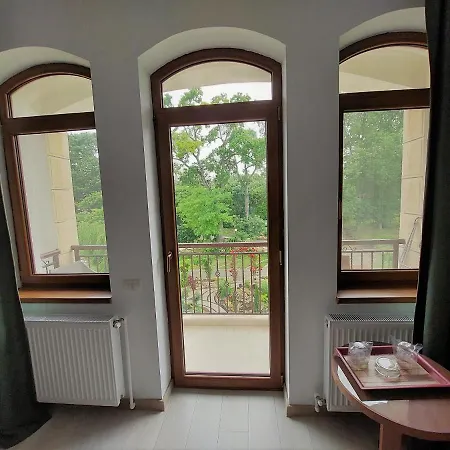Insula Hotel 4*