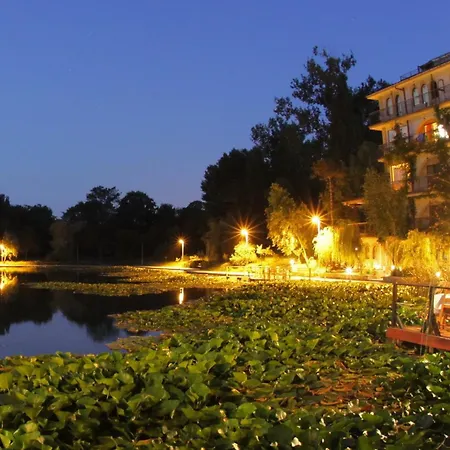 Insula Hotel 4*