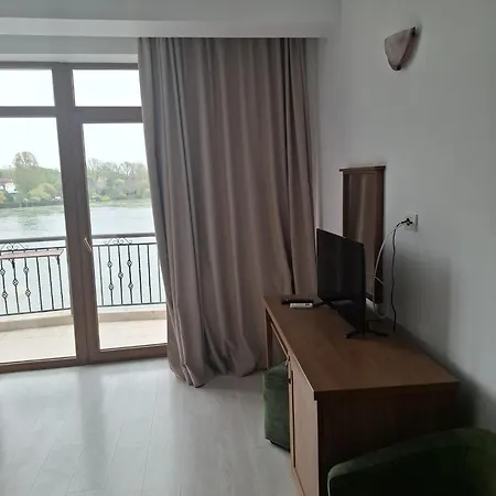 Insula Hotel 4*