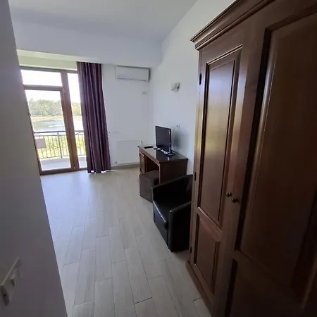 Insula Hotel