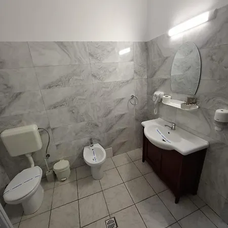 Insula Hotel 4*