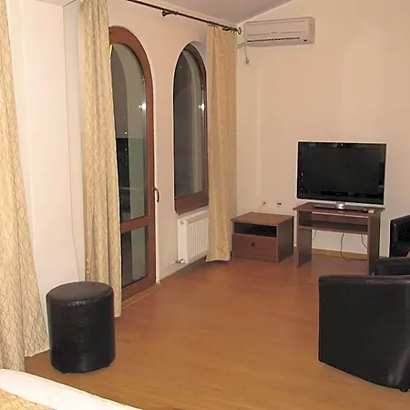 Insula Hotel